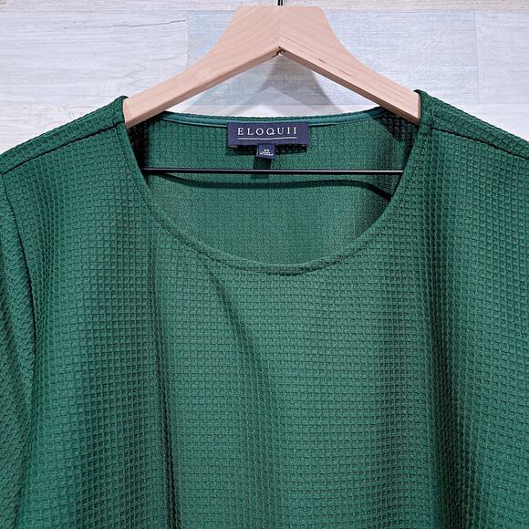 ELOQUII Textured Flare 3/4 Sleeve Longline Blouse Green Womens Plus Size 24 - Picture 2 of 8
